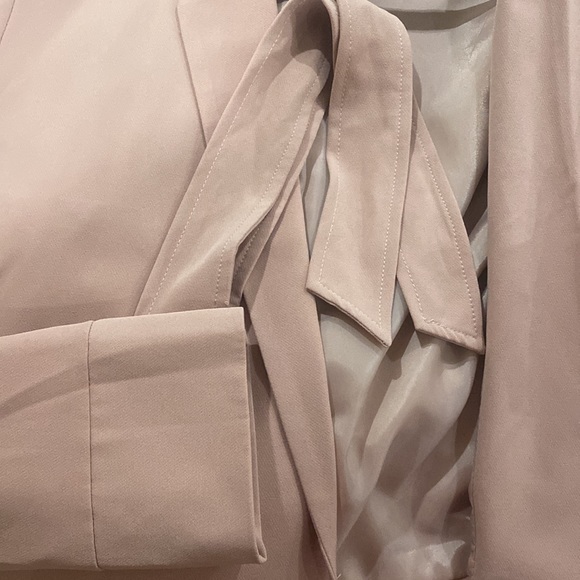 Soft Pink Blazer - Picture 3 of 3